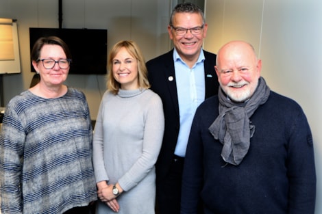 Anne Green Nilsen (Fagforbundet), Anne Lindboe (PBL), Trond Ellefsen (Delta) og Terje Skyvulstad (Utdanningsforbundet) har skrevet under en prosessavtale som legger føringer for veien videre mot en ny og bærekraftig pensjonsordning.